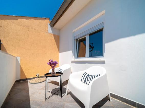 Laganini Apartman Rab Rab Town Exterior foto